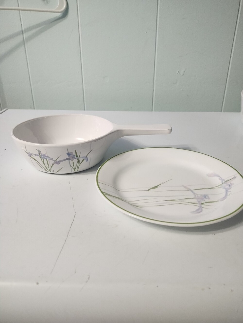 Vintage Corningware Shadow Iris S-81-B Skillet And 7 1/4" Salad/Bread Plate